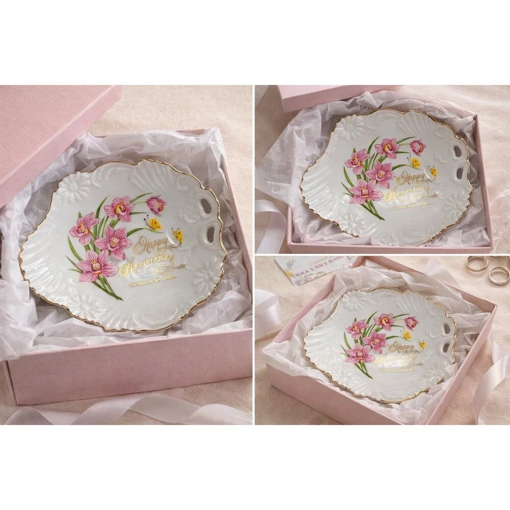 Vintage Plato Decorativo Feliz Aniversario – Flores Rosadas & Bordes Dorados – V